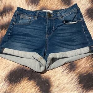 Almost Famous Mid Rise Jean Shorts Juniors Size 3 Medium Wash Rolled Hem